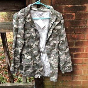 NWT CAMO JACKET FROM ROSIE DAZE❤️